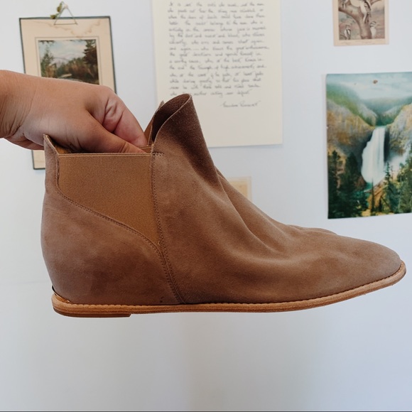 Stuart Weitzman Shoes - Stuart Weitzman • Leather Suede Slouchy Ankle boot